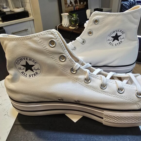 NEW Converse Chuck Taylor All Star Lift Hi Platform White 560846C Mens 10 WMS 12 - Picture 1 of 10